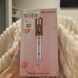 Skin Tag Remover Pen - Gold and Silver